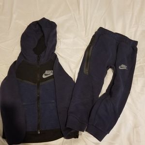 Little boys Nike sweatsuit